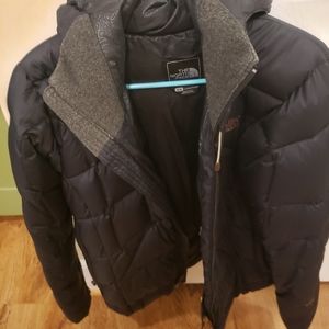 Black Northface Puffy Jacket-Great Shape!